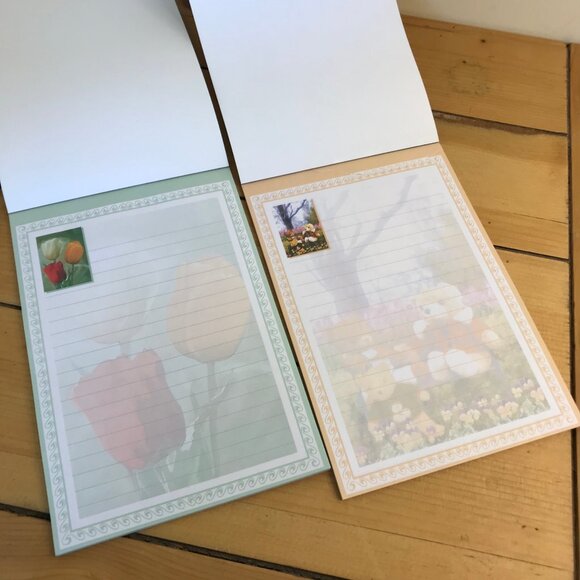 Tulips & Teddy Bears Stationary Notepad Lined Paper Vintage Selectum Set of 2 - Picture 2 of 3